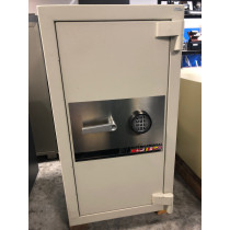 Preowned International Safe 